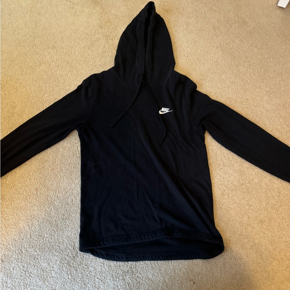 black nike hoodie women’s small